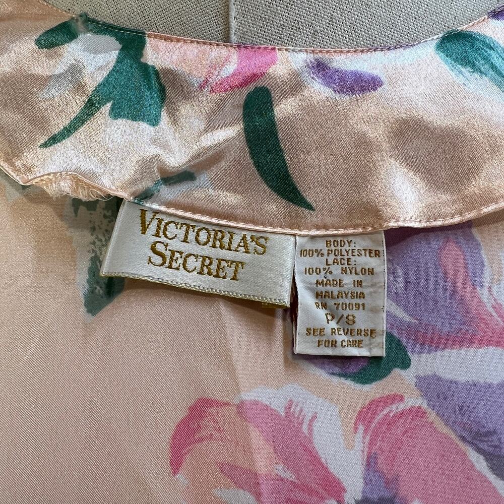 Victoria's Secret Long Printed Floral Pastel Pink Robe Vintage Gold Label - Picture 3 of 10
